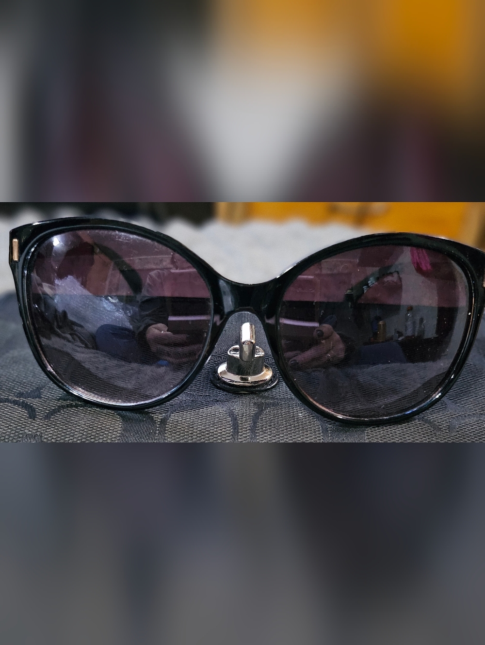 Ellie Tahari Designer Sunglasses Good Condition No Scratches or Marks